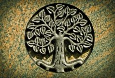 ARTHUS : Que symbolise le pendentif arbre de vie ?