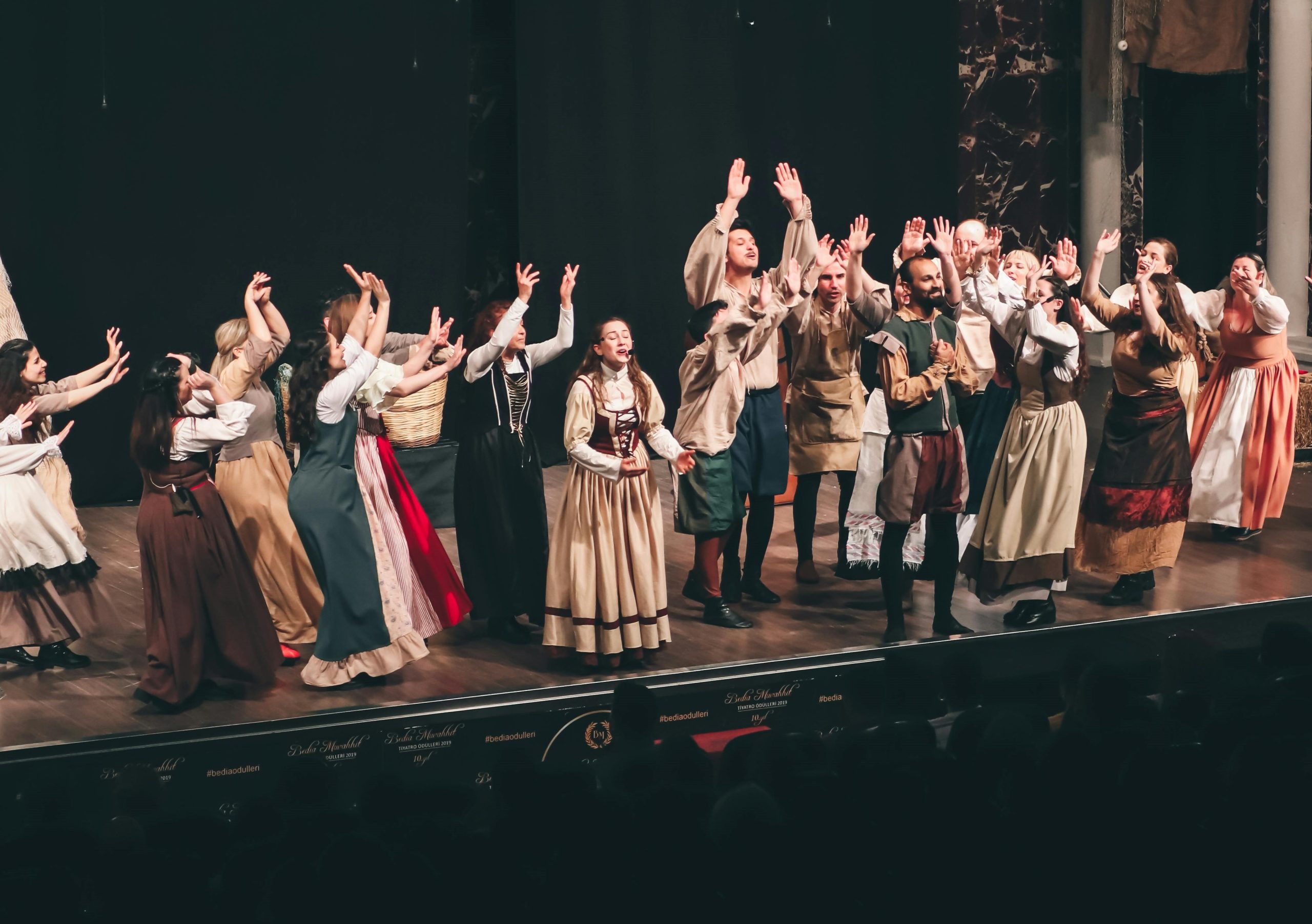 Aicom Paris, une école pour les apprentis en arts du spectacle